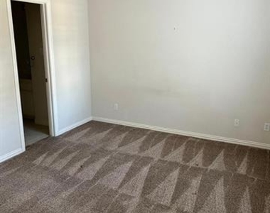 3020 Dove Creek Lane - Photo Thumbnail 10