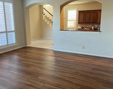 3020 Dove Creek Lane - Photo Thumbnail 4