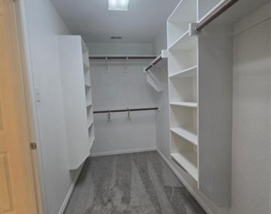 7617 Uvalde Way - Photo Thumbnail 12