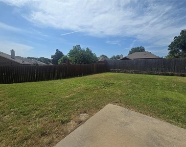 7617 Uvalde Way - Photo Thumbnail 19