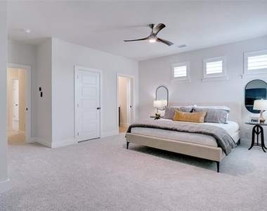 9616 Sullivan Lane - Photo Thumbnail 14