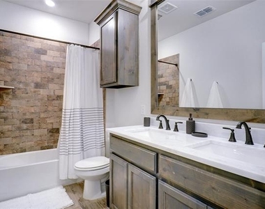 9616 Sullivan Lane - Photo Thumbnail 22