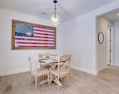 9616 Sullivan Lane - Photo Thumbnail 11