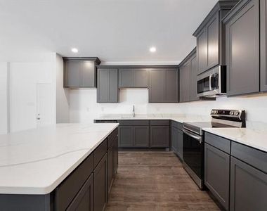 3720 Washington Street - Photo Thumbnail 2