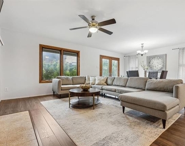 5944 Snow Creek Drive - Photo Thumbnail 5