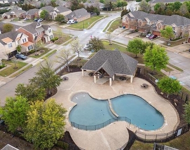 5944 Snow Creek Drive - Photo Thumbnail 13