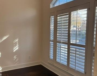 5357 Gatesworth Lane - Photo Thumbnail 4