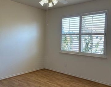 5357 Gatesworth Lane - Photo Thumbnail 23