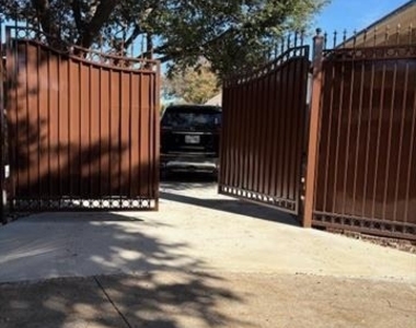 5357 Gatesworth Lane - Photo Thumbnail 32