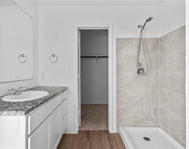 1436 Mahogany Lane - Photo Thumbnail 17