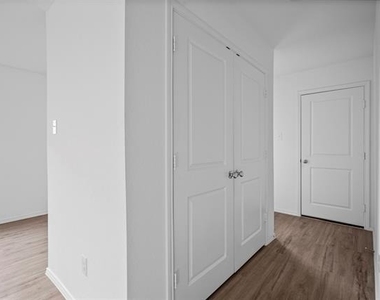 1436 Mahogany Lane - Photo Thumbnail 18