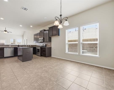 1445 Bateman Lane - Photo Thumbnail 9