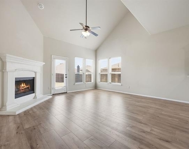1445 Bateman Lane - Photo Thumbnail 11