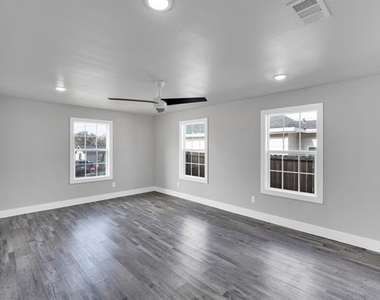 113 Frierson Street - Photo Thumbnail 7