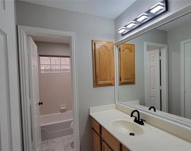 9726 Windy Hollow Drive - Photo Thumbnail 12