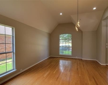 9726 Windy Hollow Drive - Photo Thumbnail 25