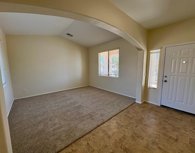 16126 W Meade Lane - Photo Thumbnail 5