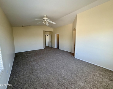 16126 W Meade Lane - Photo Thumbnail 37