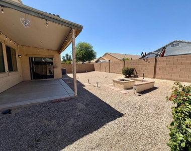 16126 W Meade Lane - Photo Thumbnail 46