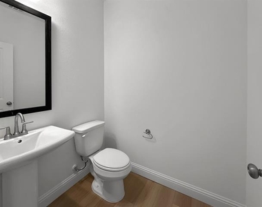 8980 Samara Street - Photo Thumbnail 24