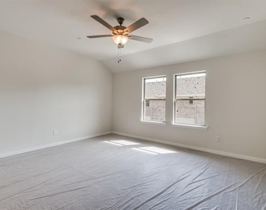 8980 Samara Street - Photo Thumbnail 13
