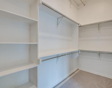 8980 Samara Street - Photo Thumbnail 18