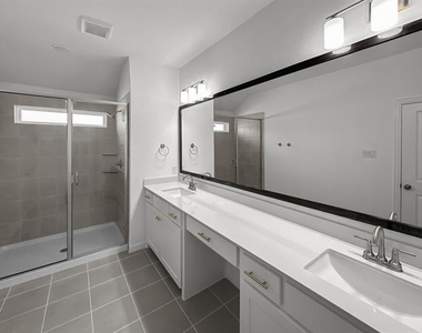 8980 Samara Street - Photo Thumbnail 16