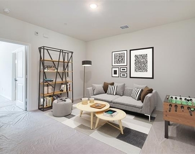 8980 Samara Street - Photo Thumbnail 12