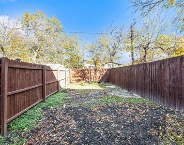 408 Dawson Circle - Photo Thumbnail 22