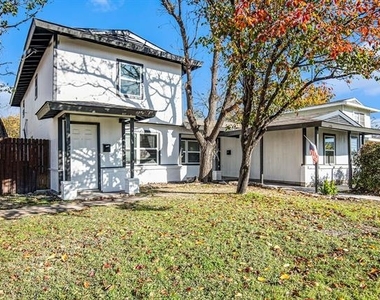 408 Dawson Circle - Photo Thumbnail 2