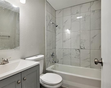 408 Dawson Circle - Photo Thumbnail 15