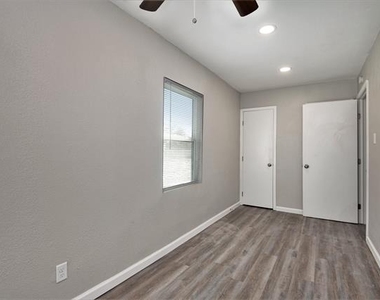 408 Dawson Circle - Photo Thumbnail 18