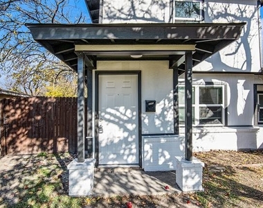408 Dawson Circle - Photo Thumbnail 4