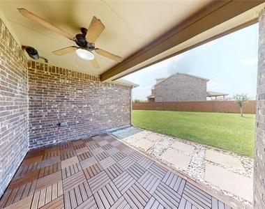 3101 Buckthorn Street - Photo Thumbnail 10