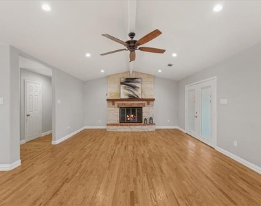 5429 Enderly Place - Photo Thumbnail 4