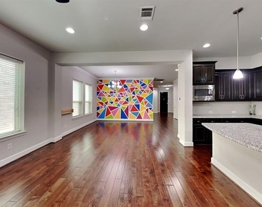 6761 E Prospect Way - Photo Thumbnail 3