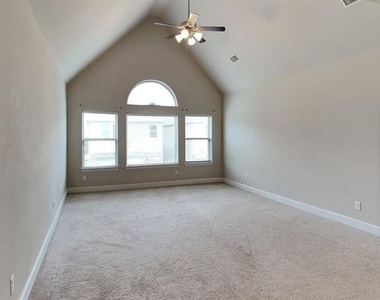 6761 E Prospect Way - Photo Thumbnail 9