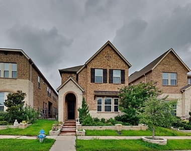 6761 E Prospect Way - Photo Thumbnail 1