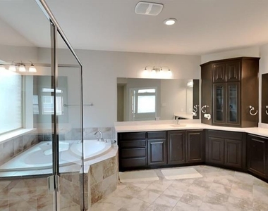 6761 E Prospect Way - Photo Thumbnail 8