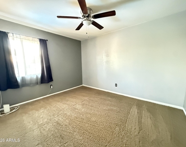 3155 E El Moro Avenue - Photo Thumbnail 14