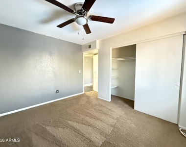 3155 E El Moro Avenue - Photo Thumbnail 15