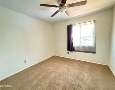 3155 E El Moro Avenue - Photo Thumbnail 12