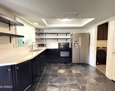 3155 E El Moro Avenue - Photo Thumbnail 4