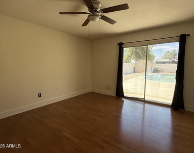 3155 E El Moro Avenue - Photo Thumbnail 10