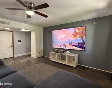 3155 E El Moro Avenue - Photo Thumbnail 3