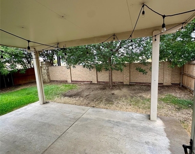 401 Bluefinch Drive - Photo Thumbnail 31