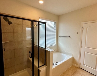 401 Bluefinch Drive - Photo Thumbnail 17