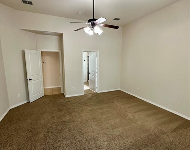 401 Bluefinch Drive - Photo Thumbnail 13