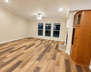 9455 Tranquil Acres Road - Photo Thumbnail 5