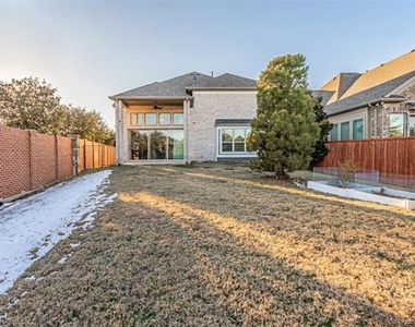 5317 Squeezepenny Lane - Photo Thumbnail 17